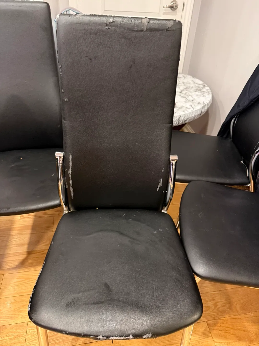 Set of 6 Black Dining Chairs image indicator(2)