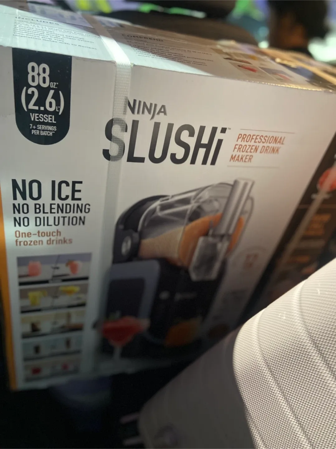 New Ninja Slushi Professional Frozen Drink Maker image indicator(2)