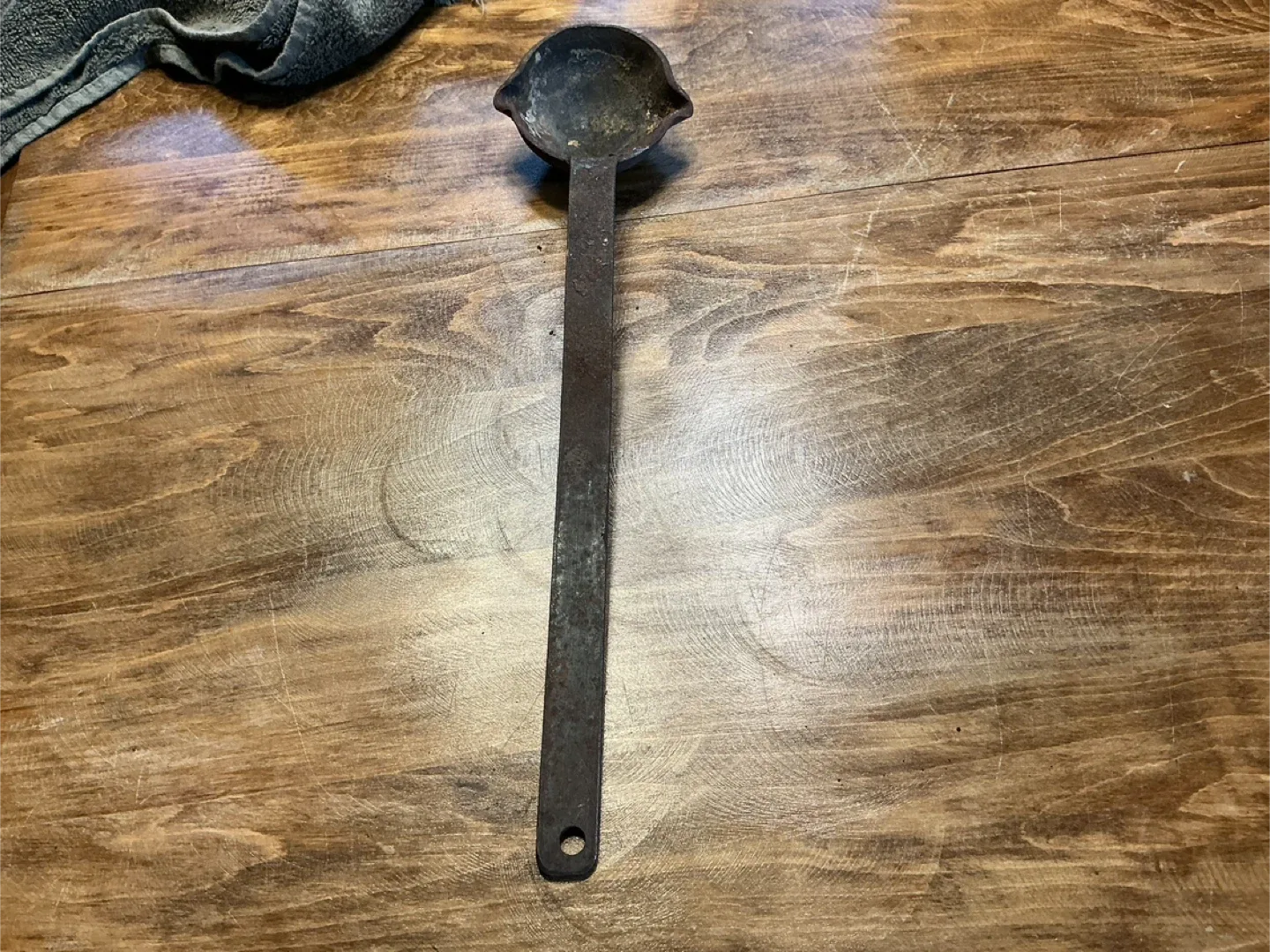 Antique Cast Iron Blacksmith Ladle ! image indicator(5)