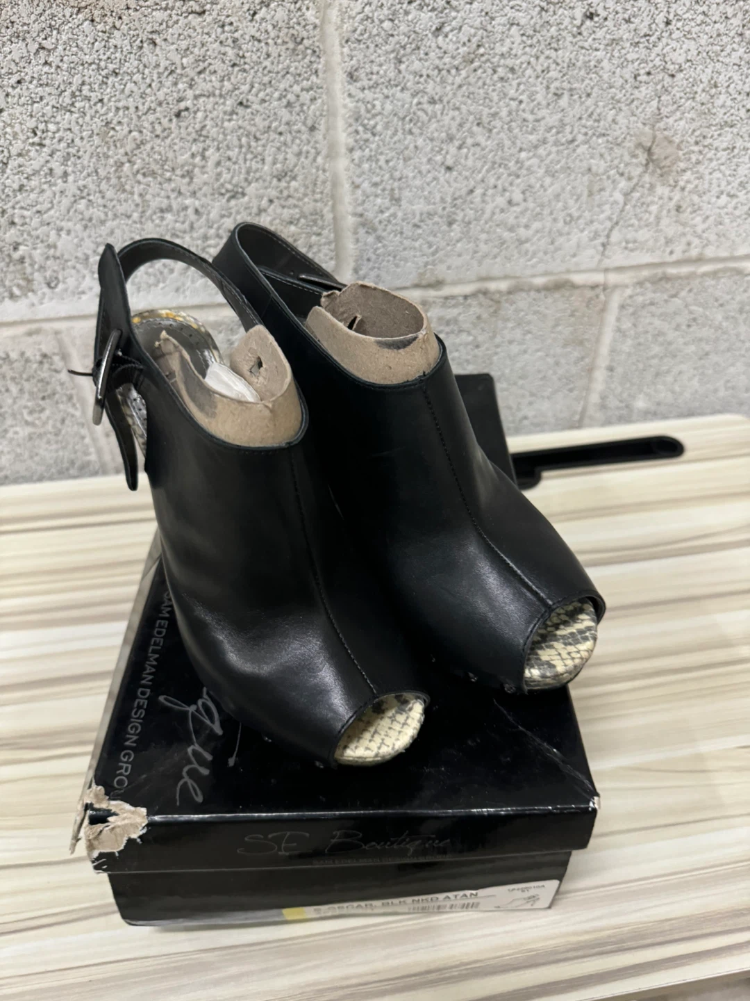 Sam Edelman SE Boutique B-Oscar Black Heels - Size 6.5 - photo 2
