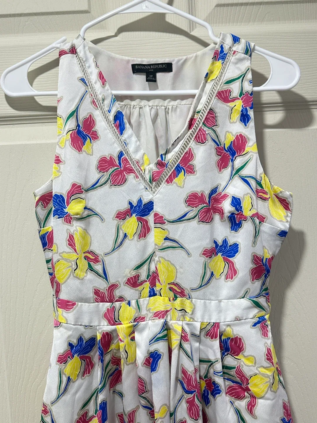 Banana Republic Floral Dress - Size 2P image indicator(3)