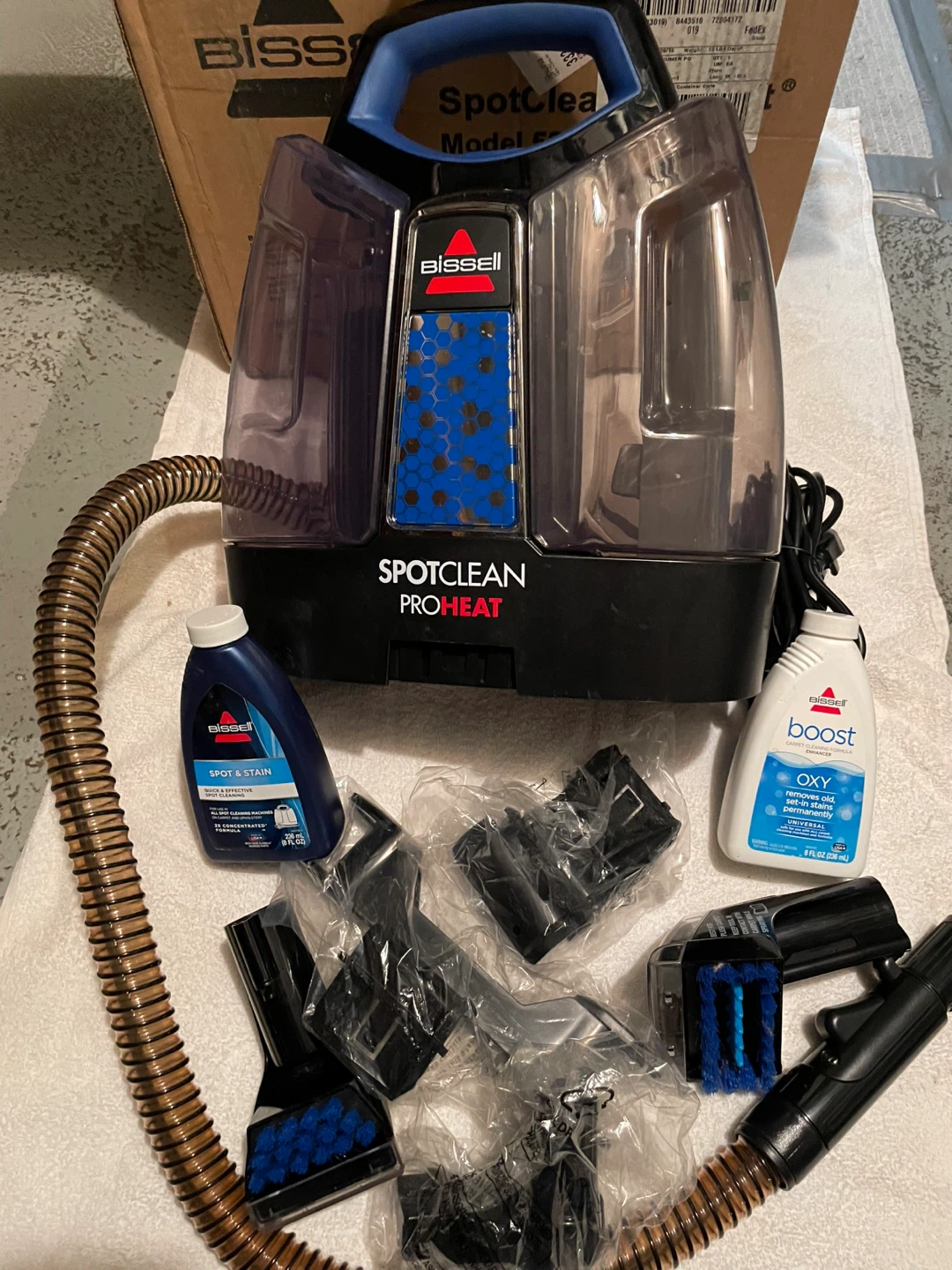 Bissell SpotClean ProHeat Portable Carpet Cleaner 5207F - photo 3