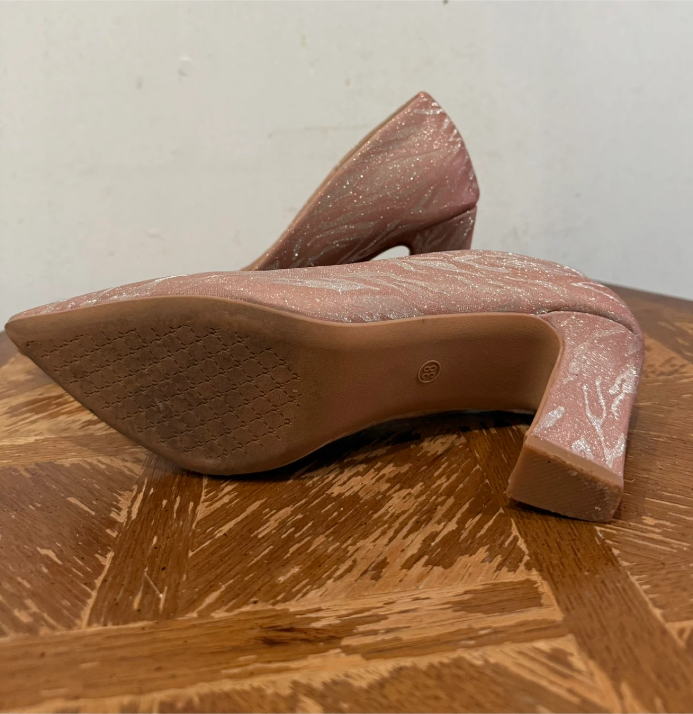 Carlo Rino Pink Heels - Size 8 - photo 2