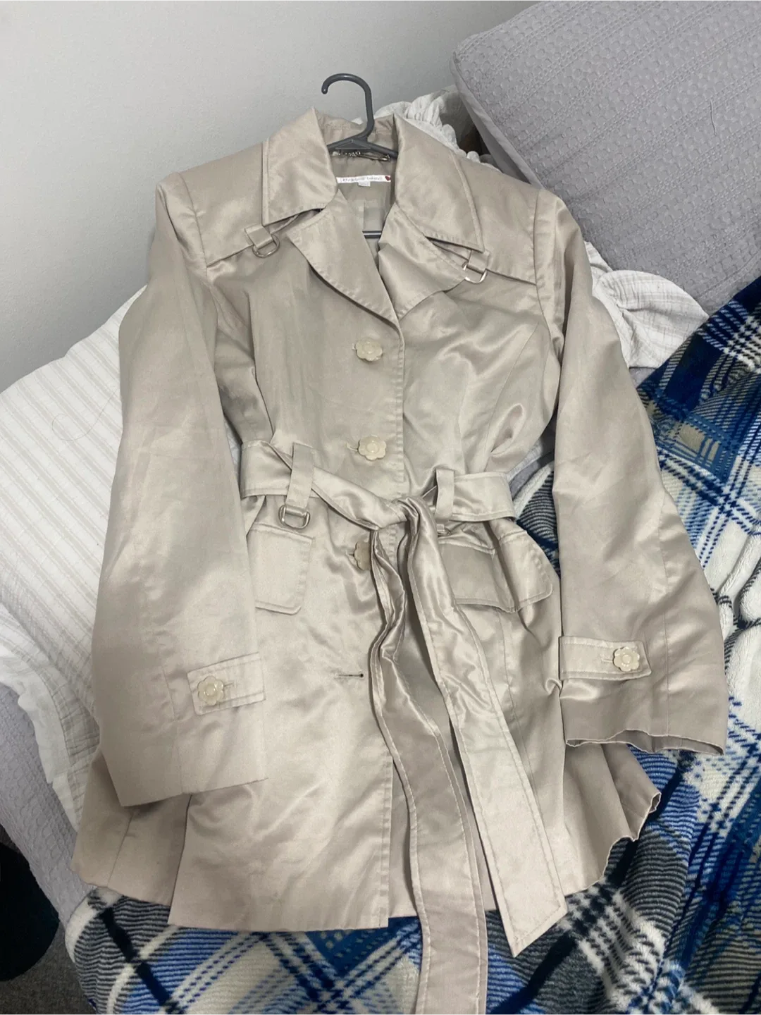 Beige Trench Coat size mejume