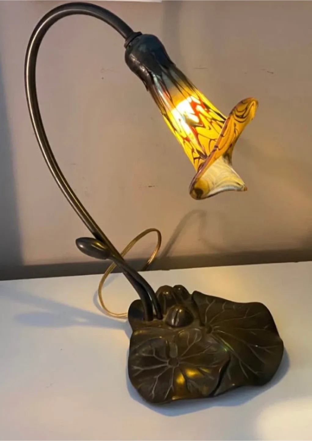 #Cleanout- Vintage Art Nouveau Style Table Lamp image indicator(4)
