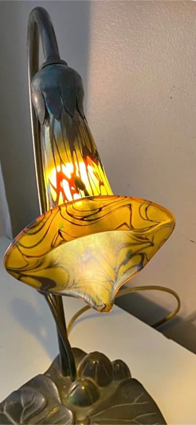 #Cleanout- Vintage Art Nouveau Style Table Lamp