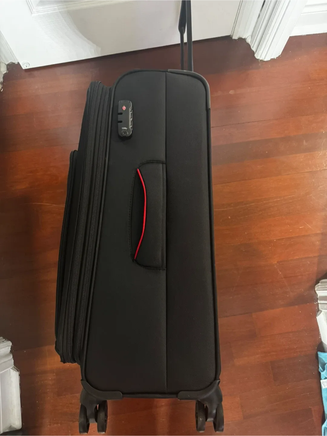 Black Carry-On Suitcase image indicator(5)