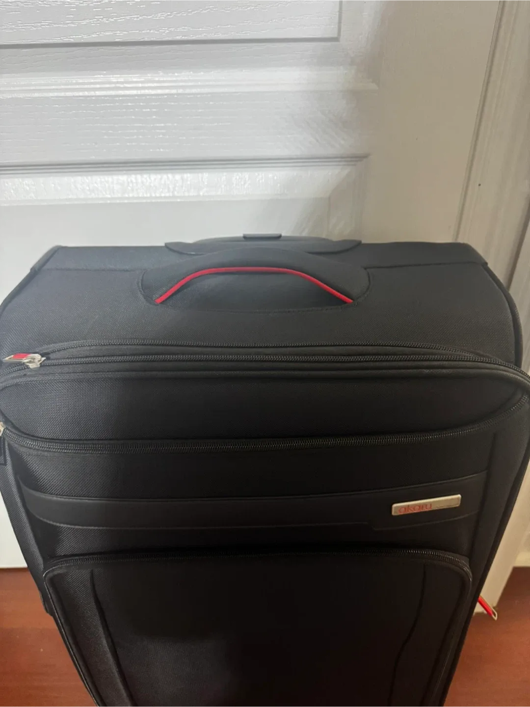 Black Carry-On Suitcase image indicator(2)