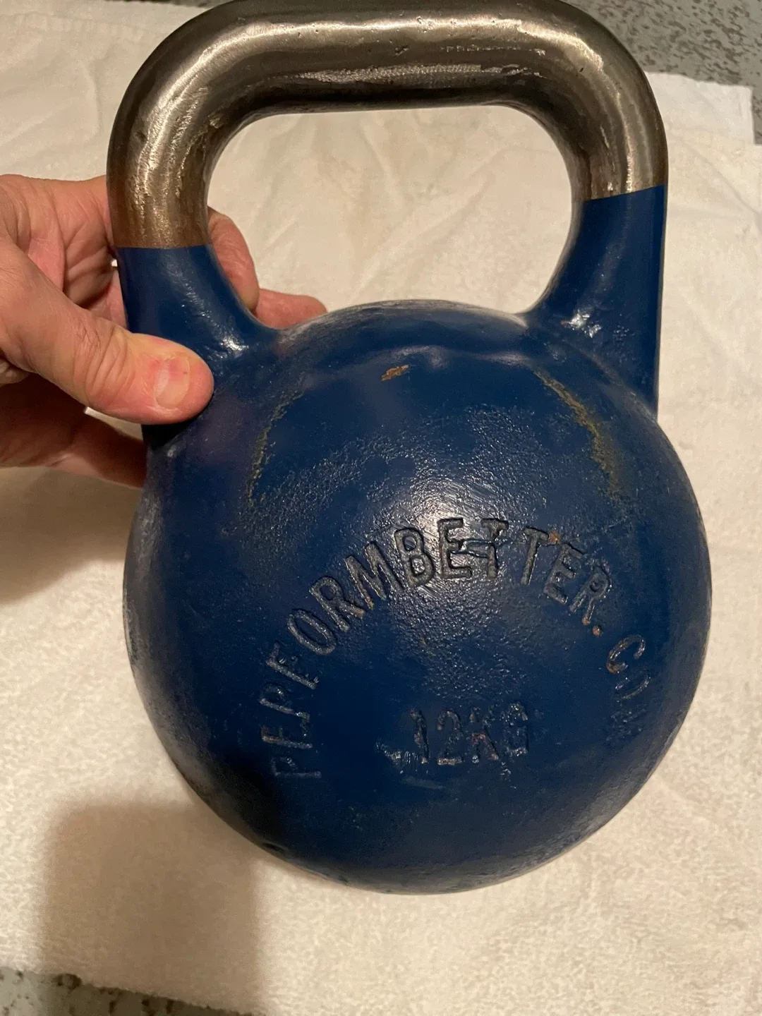 PerformBetter 12kg Kettlebell