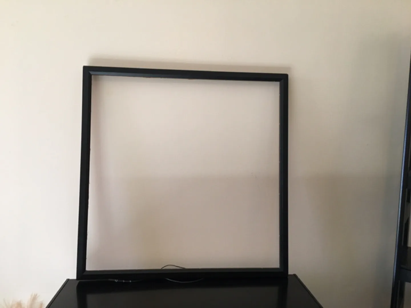 Three frames and 2paint wall image indicator(6)