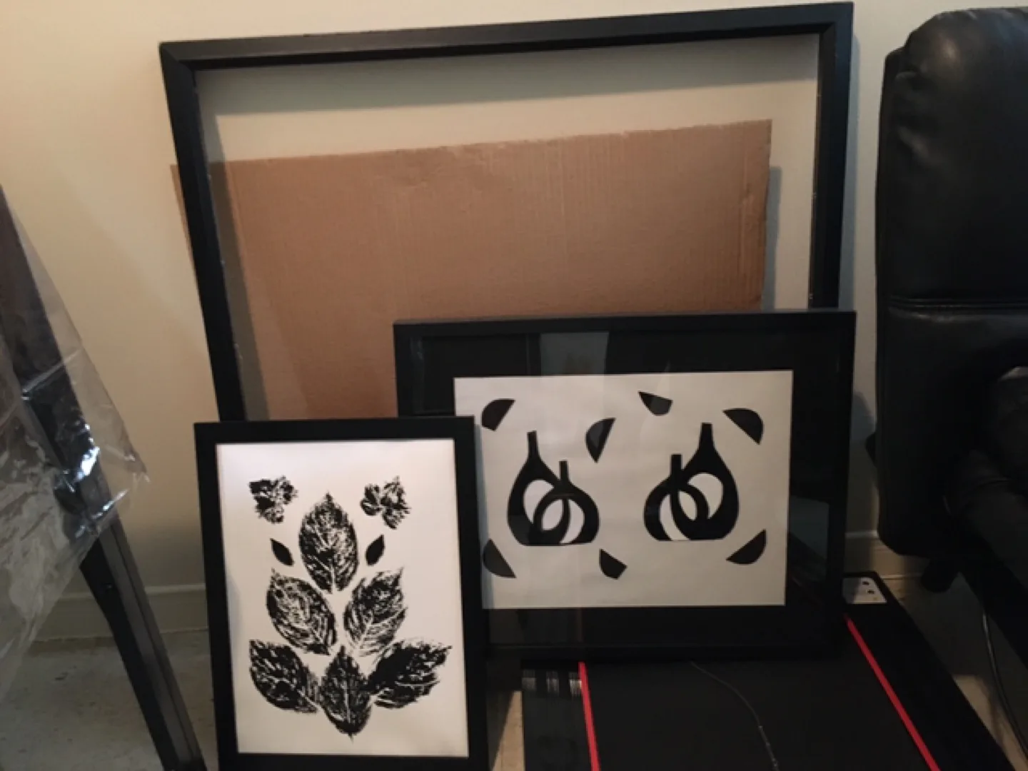 Three frames and 2paint wall image indicator(10)