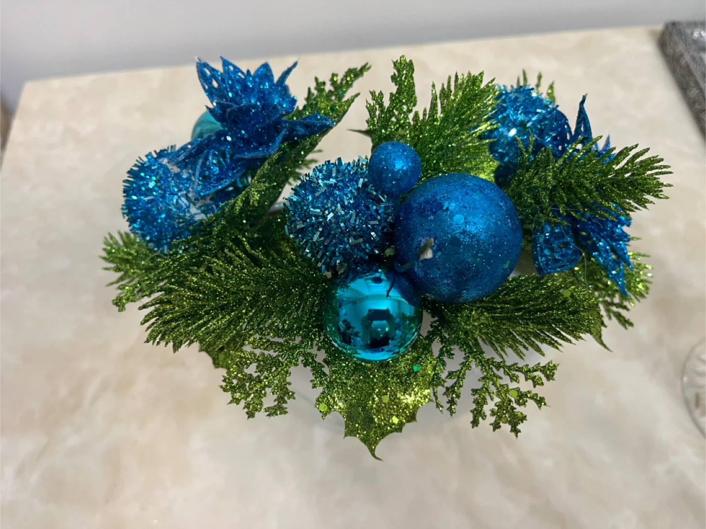 Floral Arrangement - photo 3