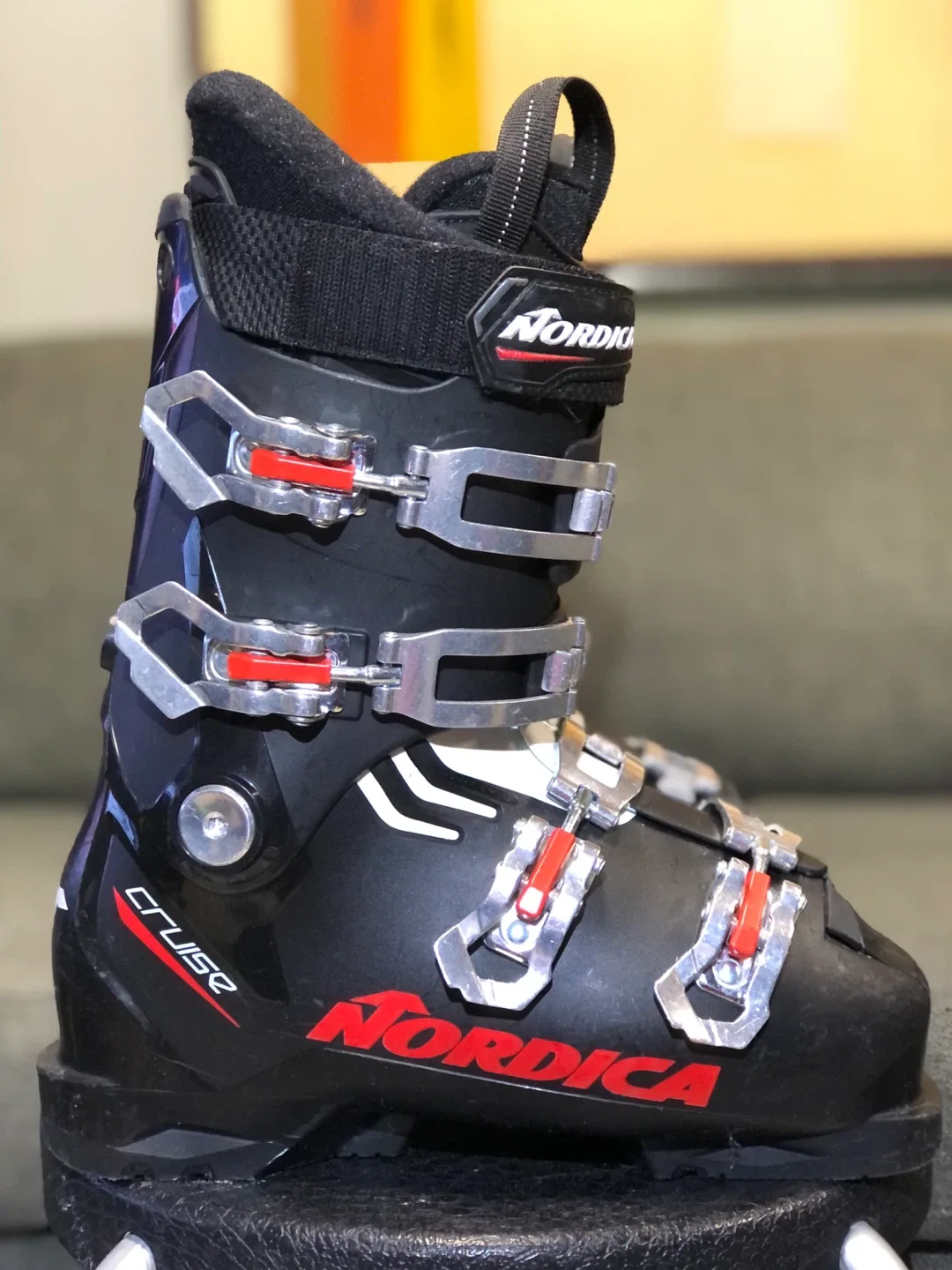 Nordica Cruise Ski Boots - Size 24.5