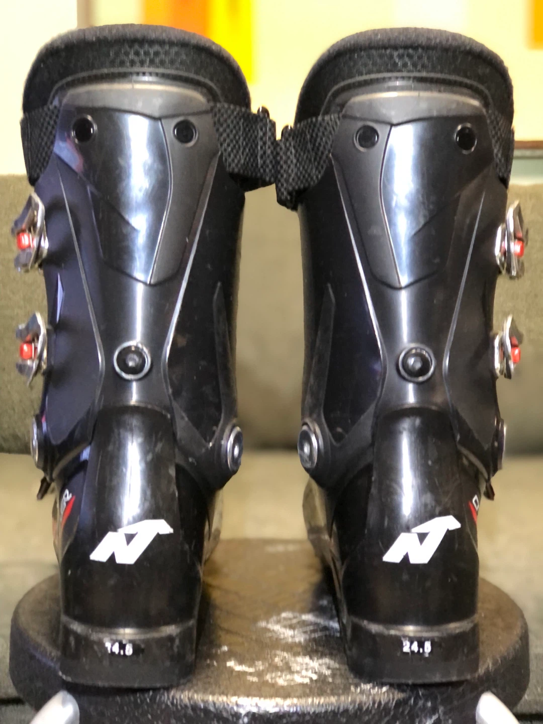 Nordica Cruise Ski Boots - Size 24.5 - photo 3