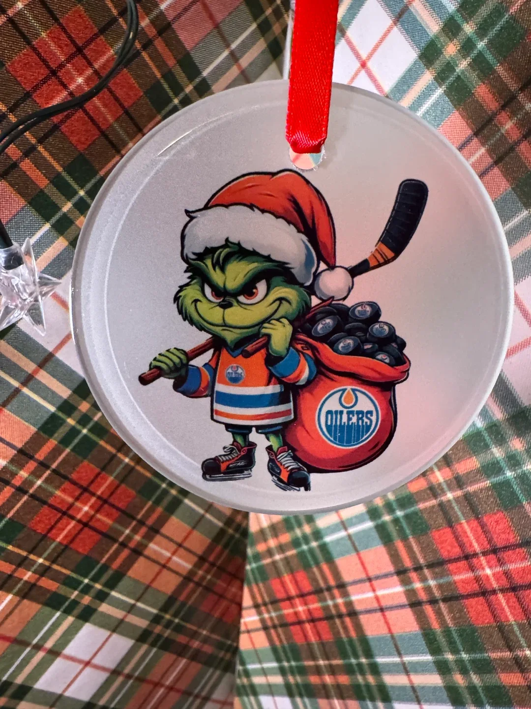 NHL Grinch Christmas Ornament image indicator(2)