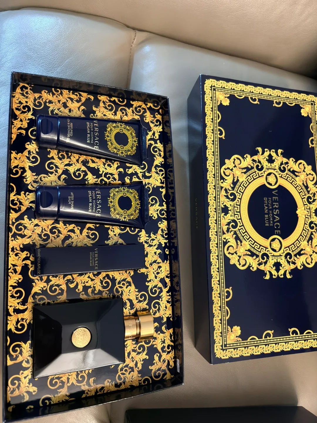 Versace Dylan Blue Pour Homme Gift Set