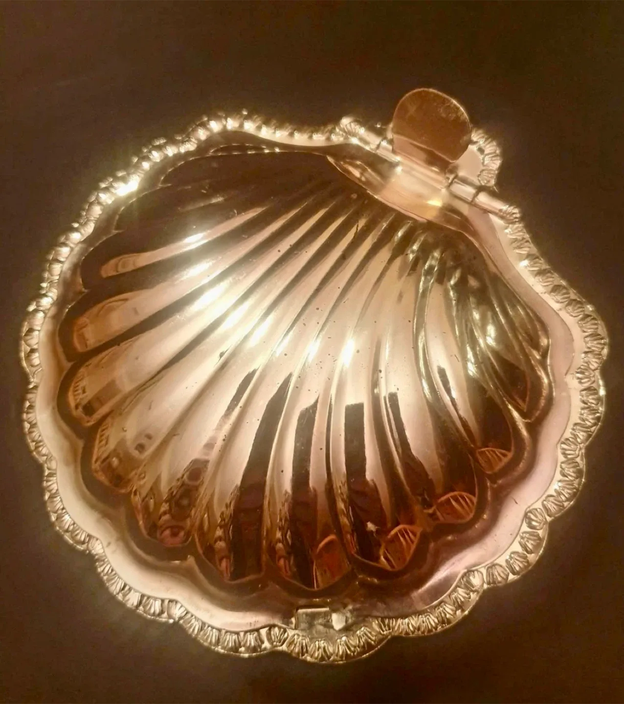 #Cleanout- Vintage Silver Clamshell Trinket Box