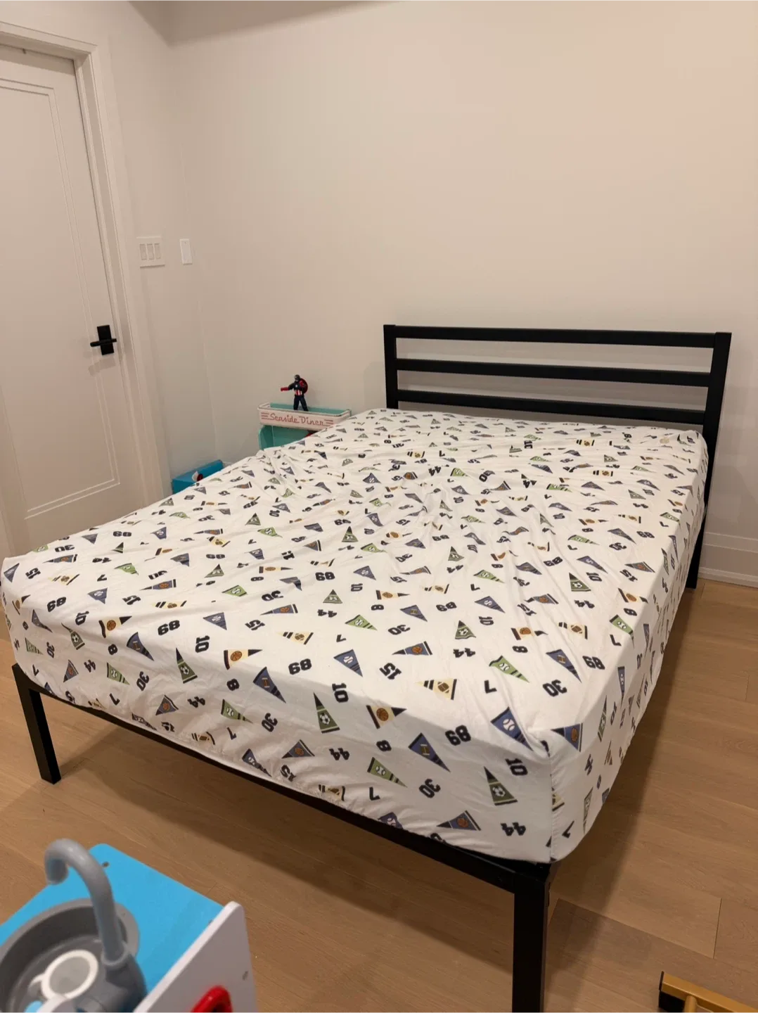 Double Bed Frame and Mattress image indicator(7)