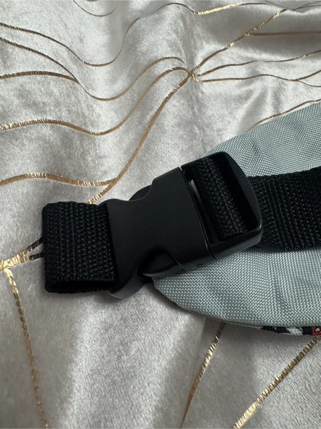 Mickey Mouse crossbody bag image indicator(2)