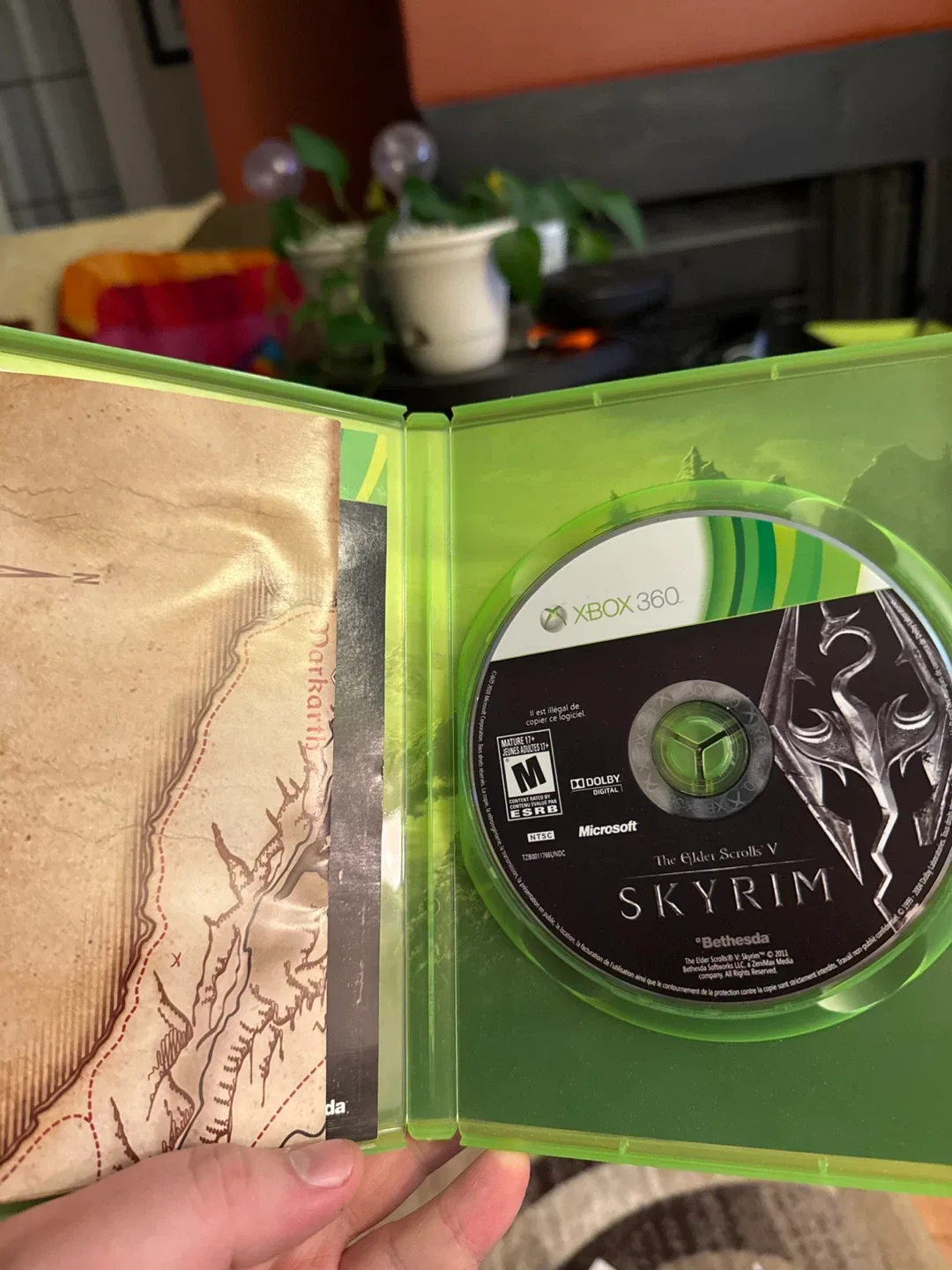 The Elder Scrolls V: Skyrim - Xbox 360 Game