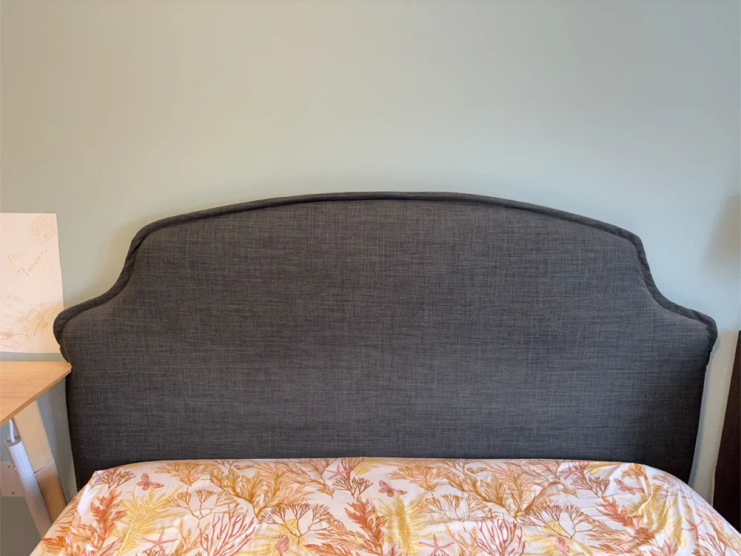 Queen size Bed with mattress image indicator(3)