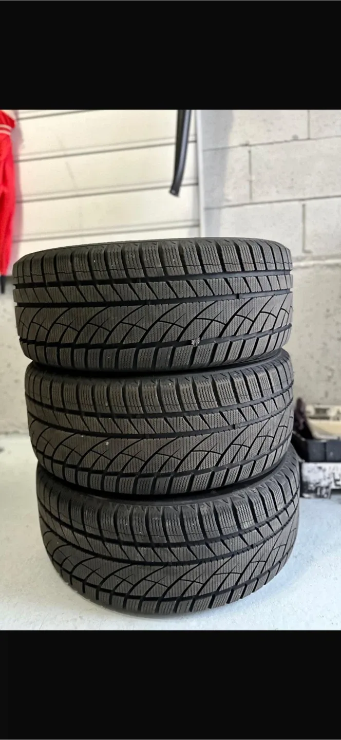 Set of 4 Winter Tires 225/50R17 image indicator(6)