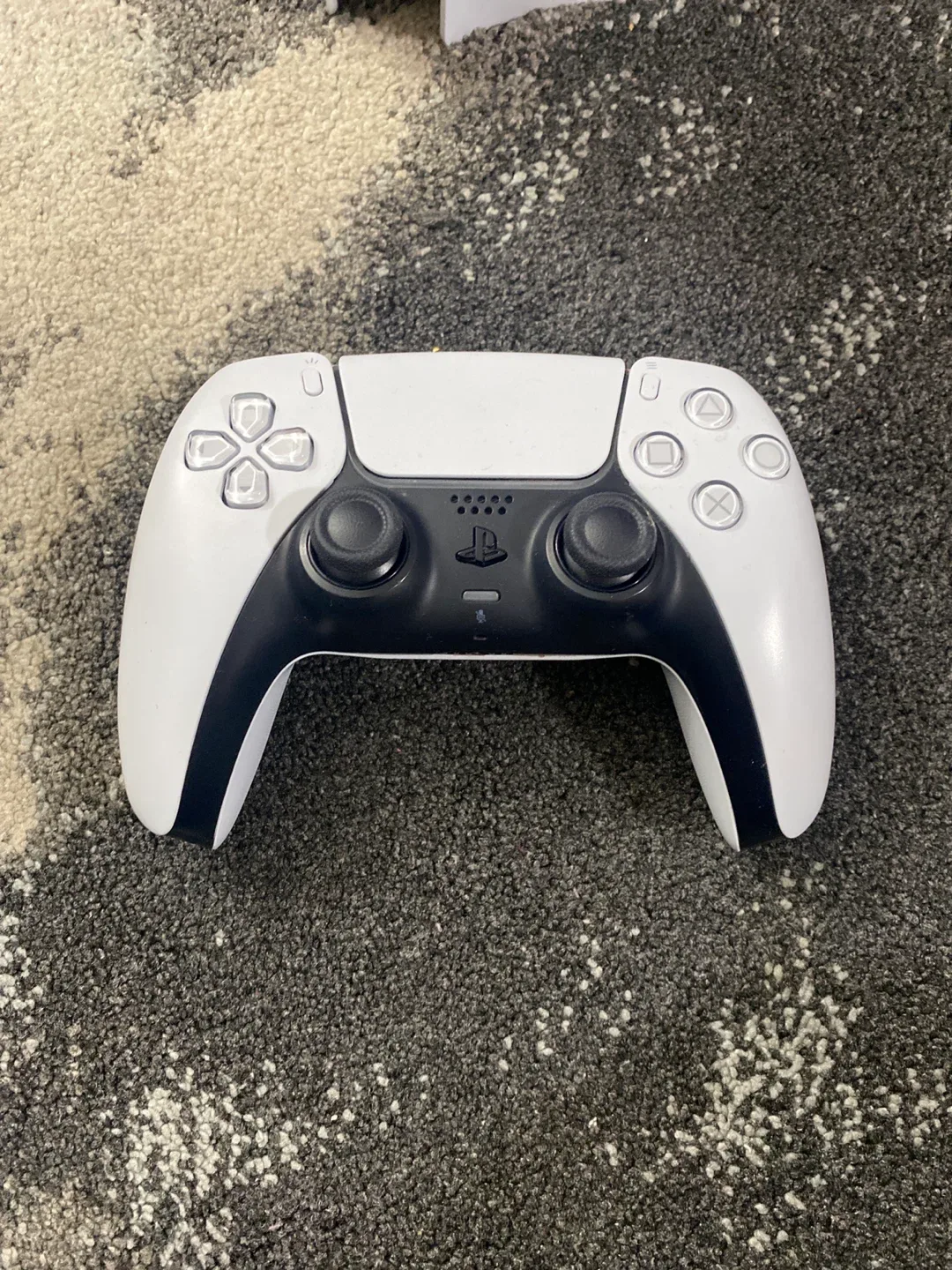 PlayStation 5 Console with Controller image indicator(4)