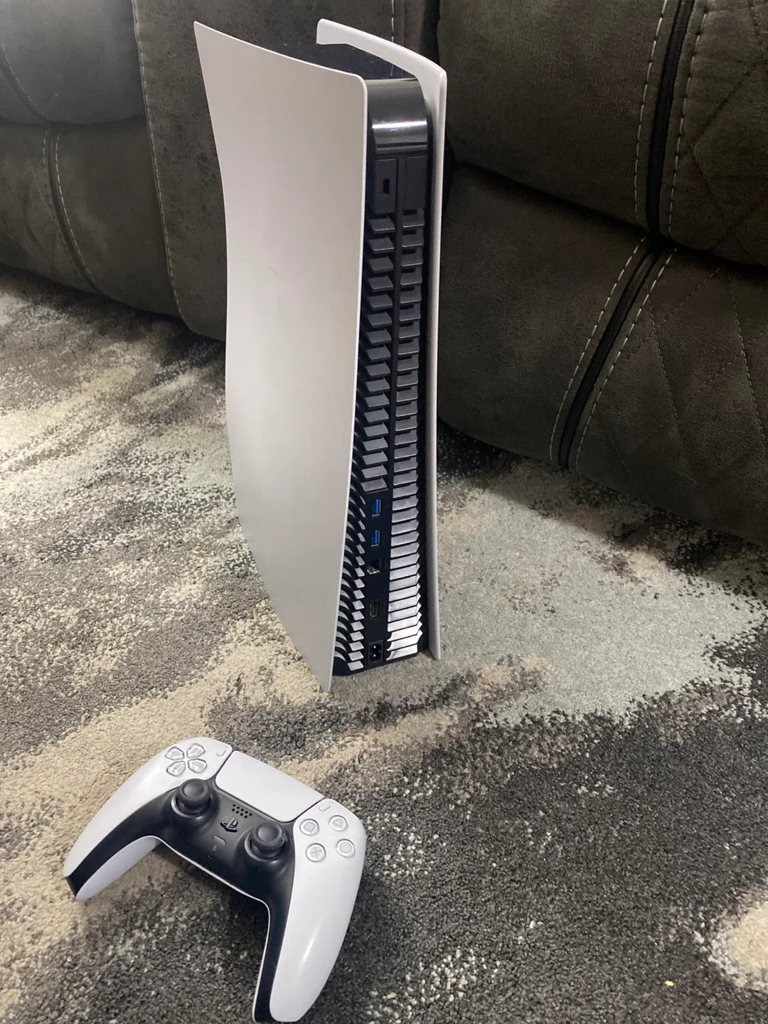 PlayStation 5 Console with Controller image indicator(6)