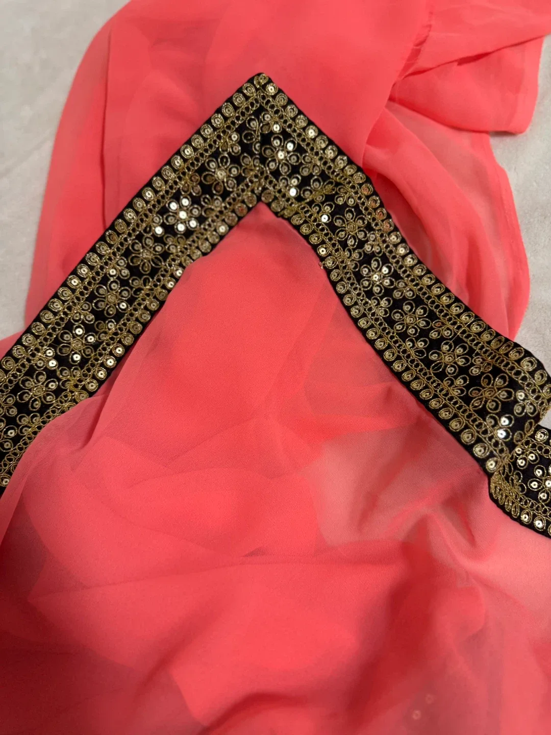 Pink Saree with Gold and Black Border image indicator(9)
