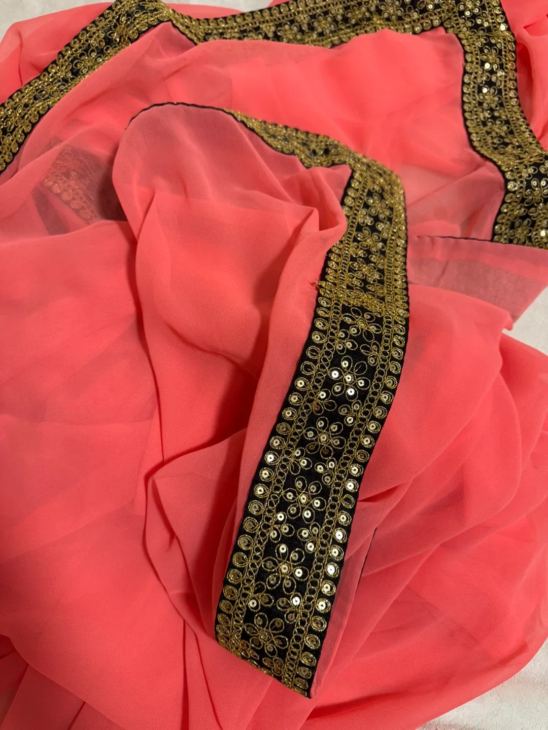 Pink Saree with Gold and Black Border image indicator(7)