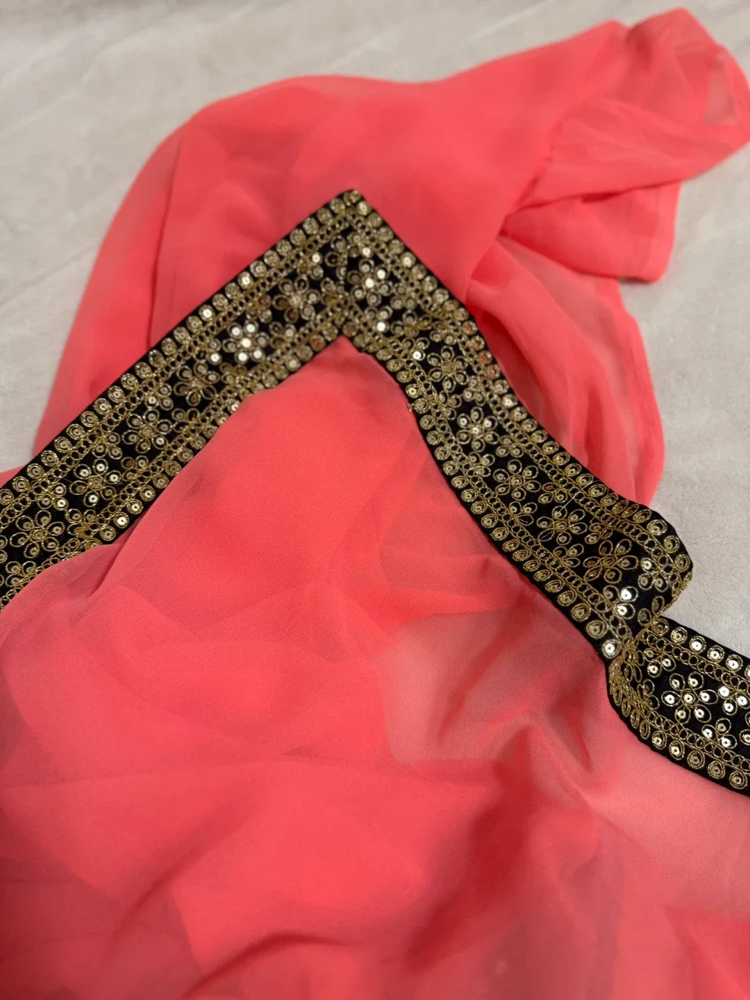 Pink Saree with Gold and Black Border image indicator(10)