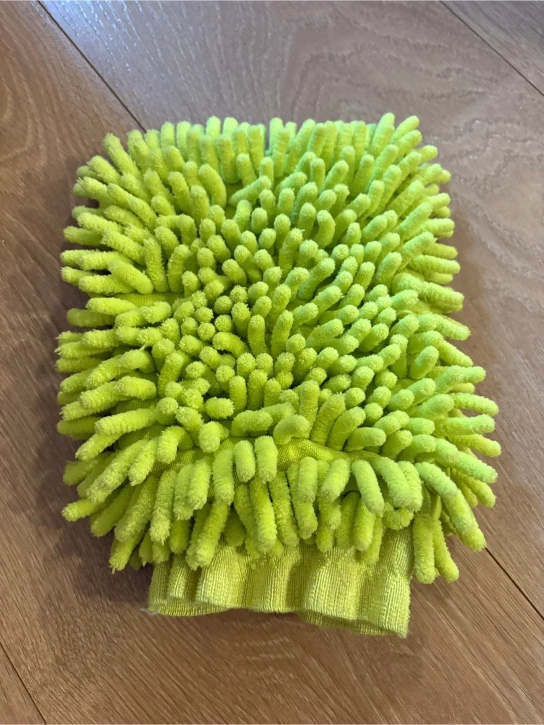 Microfiber Chenille Wash Mitt - Green