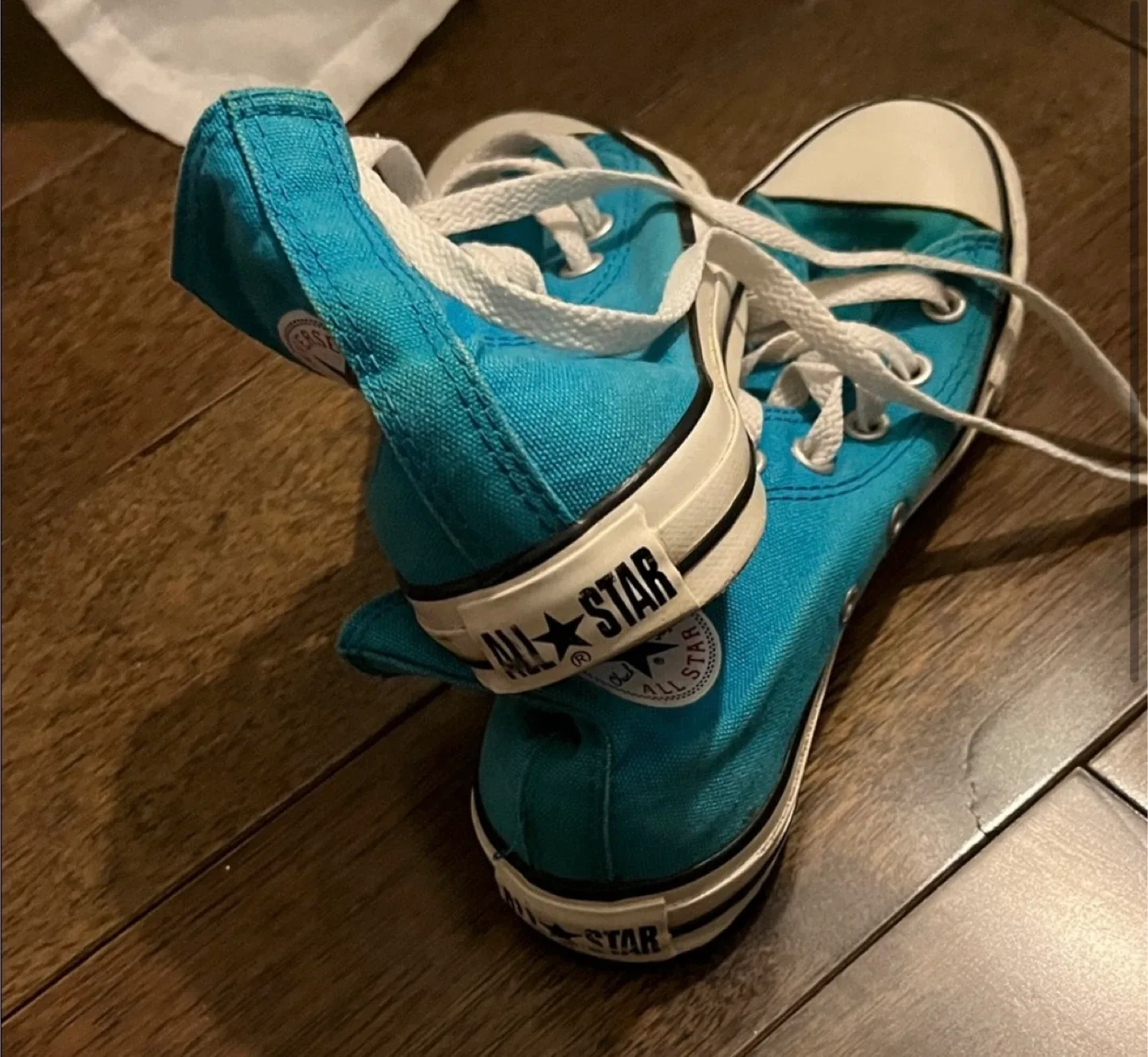 Converse All Star High Top - men’s size 4/ women’s size 6 image indicator(2)