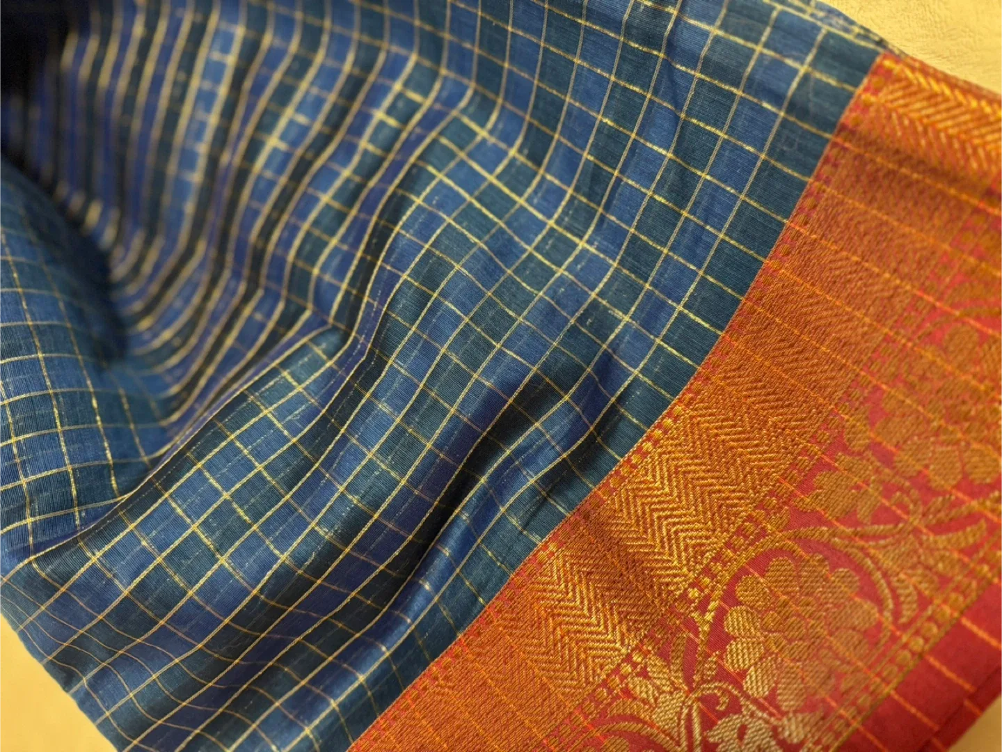 Blue & Pink Checkered Saree image indicator(8)