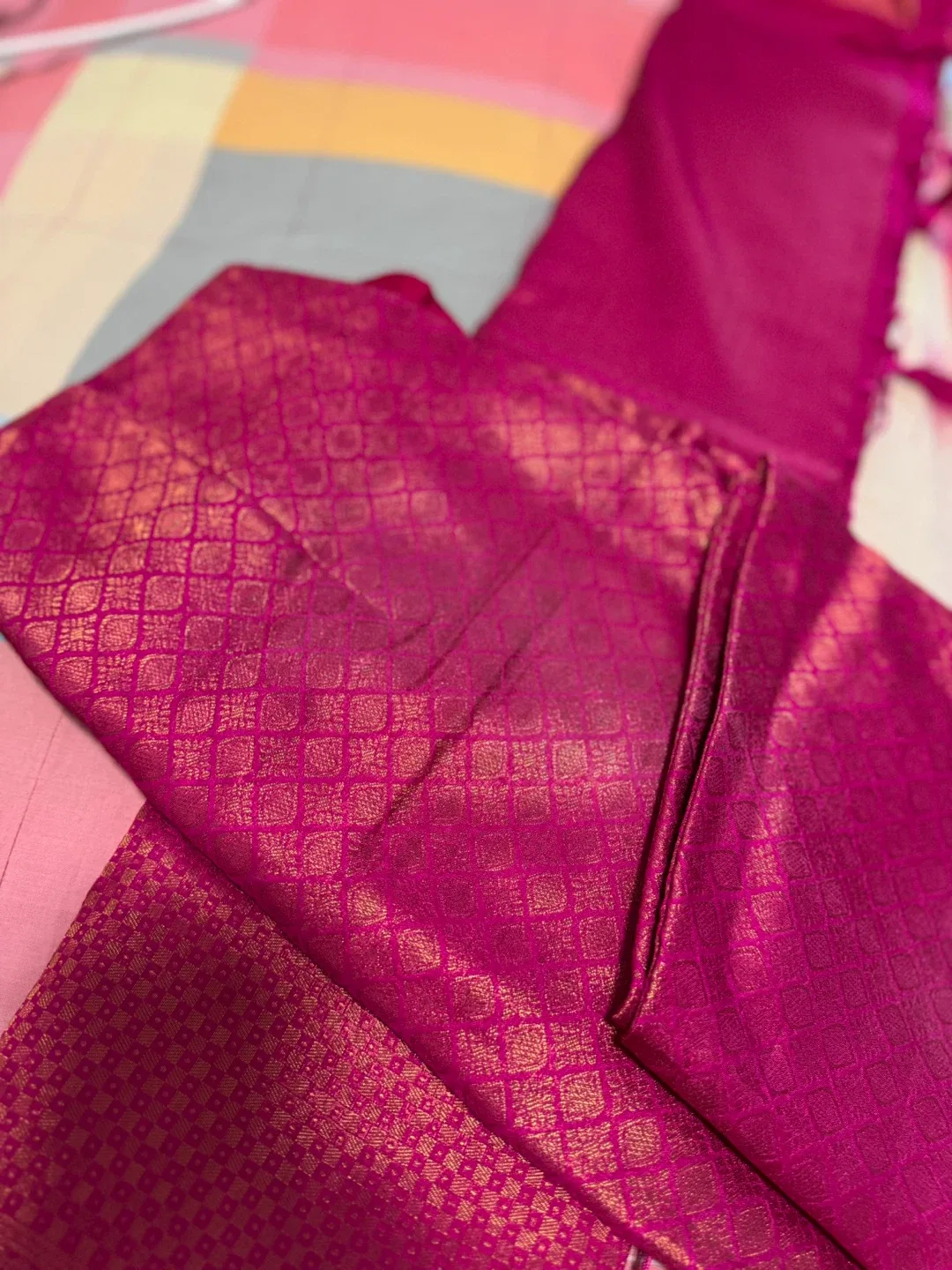 Pink saaari with Tassels image indicator(5)