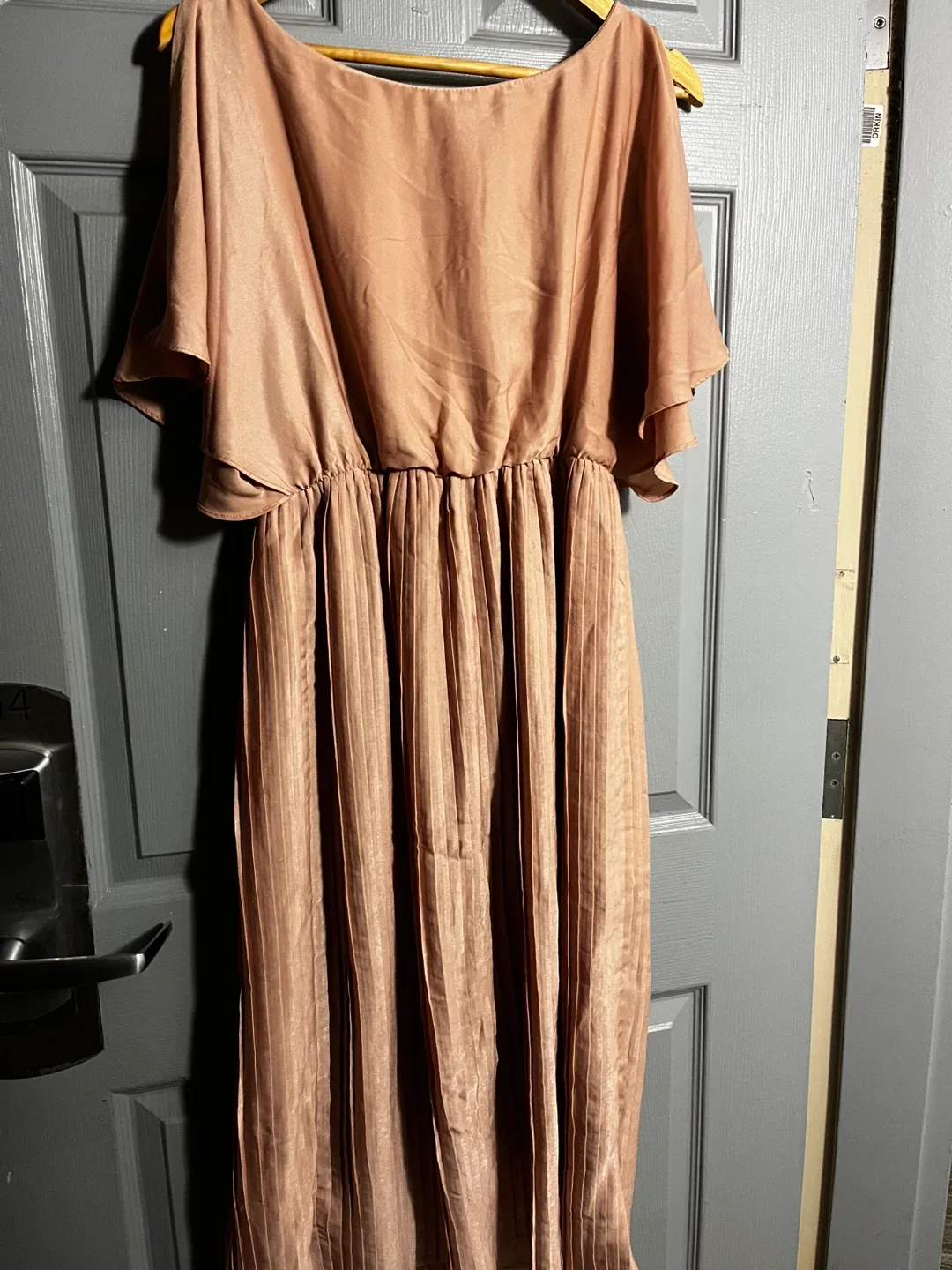 H&M Blush Pink Dress - Size 8 image indicator(3)