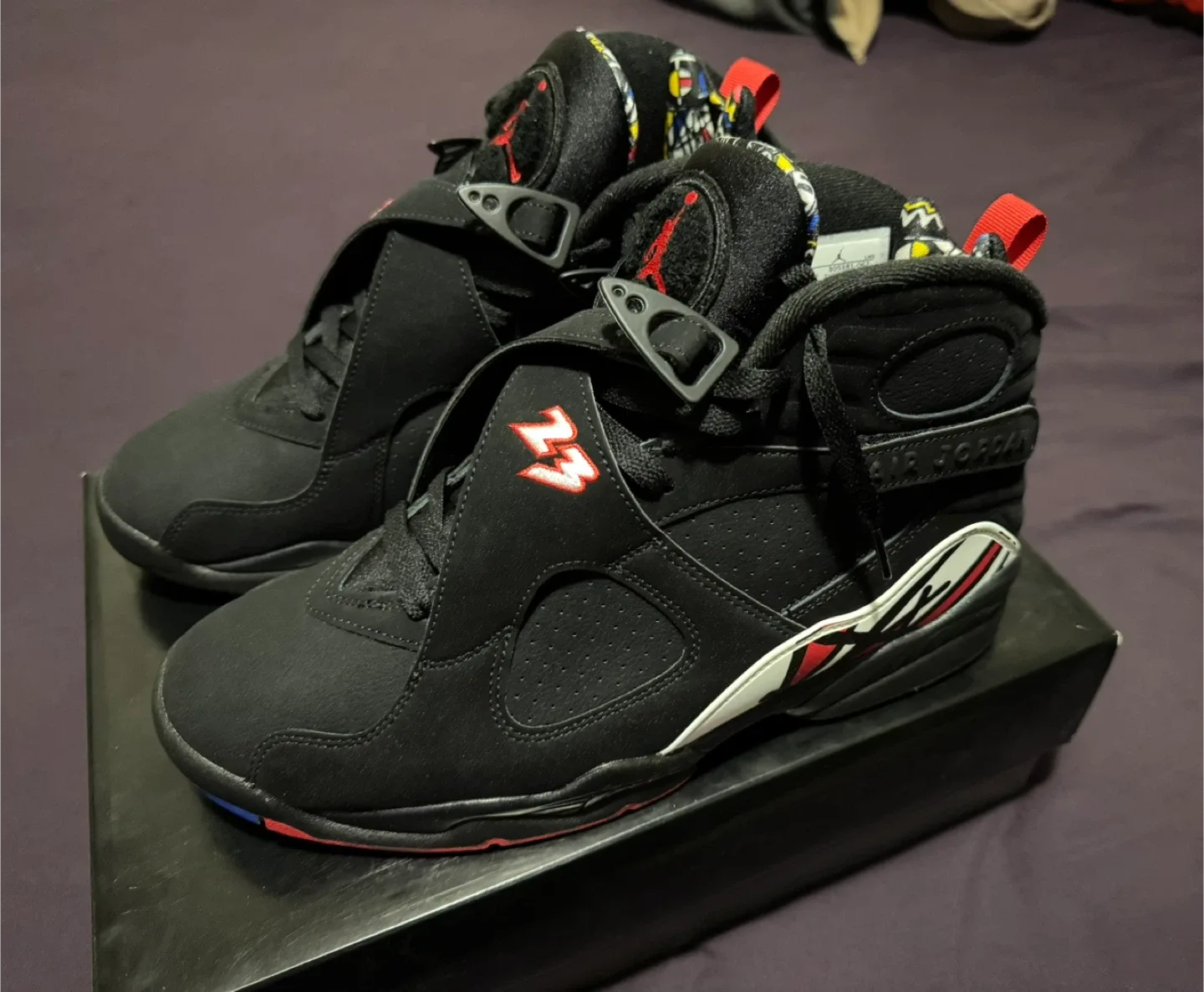 Men’s Nike Air Jordan Retro 8 Playoffs 2023 image indicator(2)