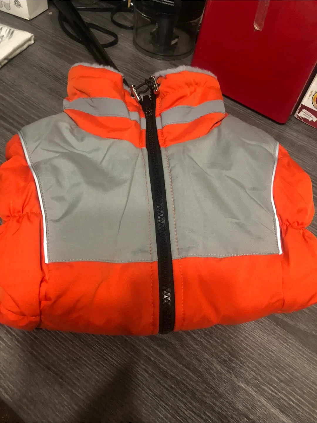 NEW-Orange & Grey Dog Puffer Vest-LARGE image indicator(2)