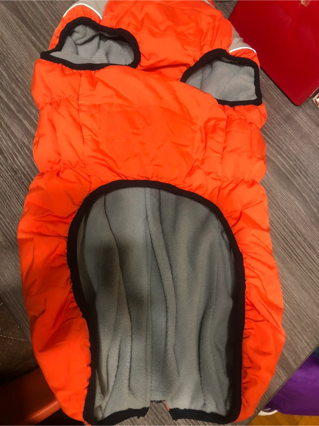 NEW-Orange & Grey Dog Puffer Vest-LARGE image indicator(5)