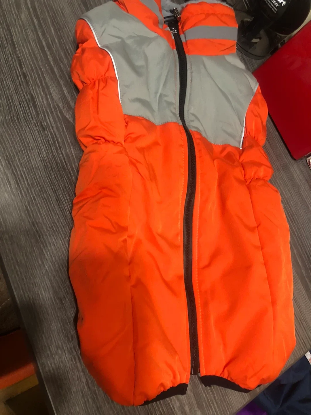 NEW-Orange & Grey Dog Puffer Vest-LARGE image indicator(4)