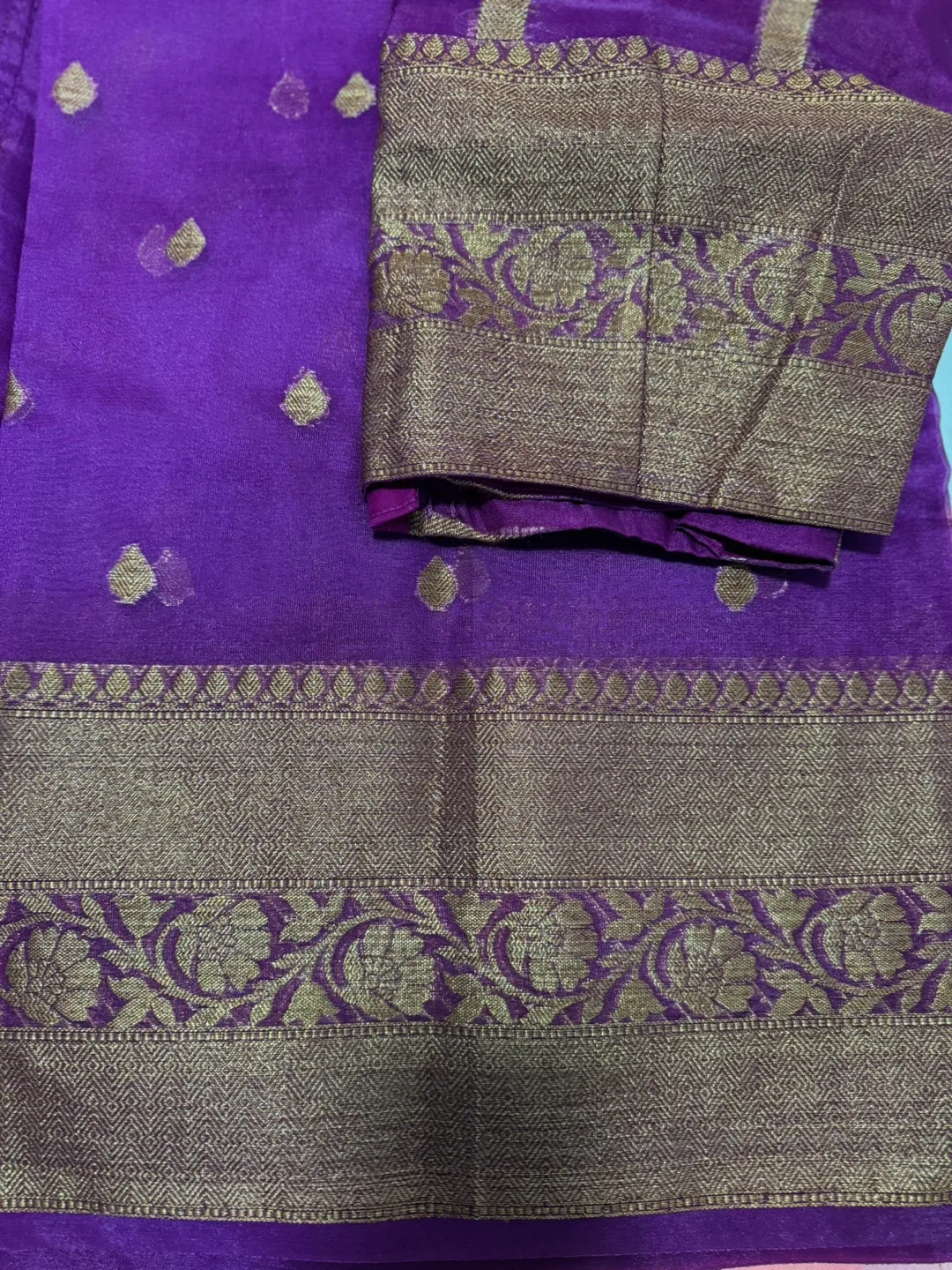Purple & Gold Sari image indicator(4)