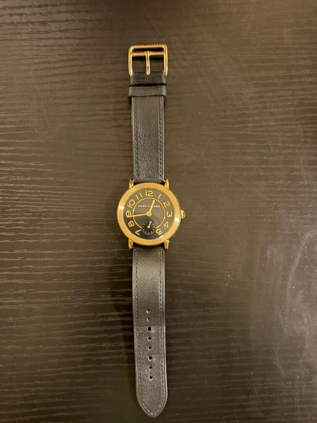 Marc Jacobs Black & Gold Watch image indicator(2)