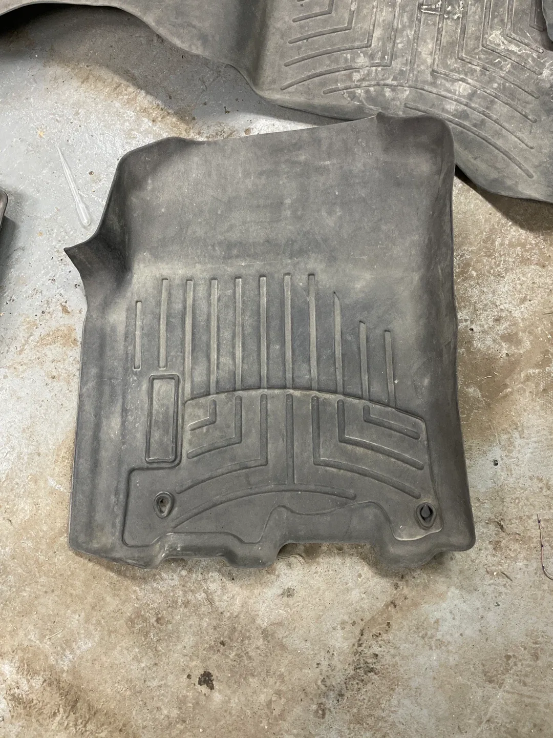 WeatherTech Floor Mats - Black image indicator(2)