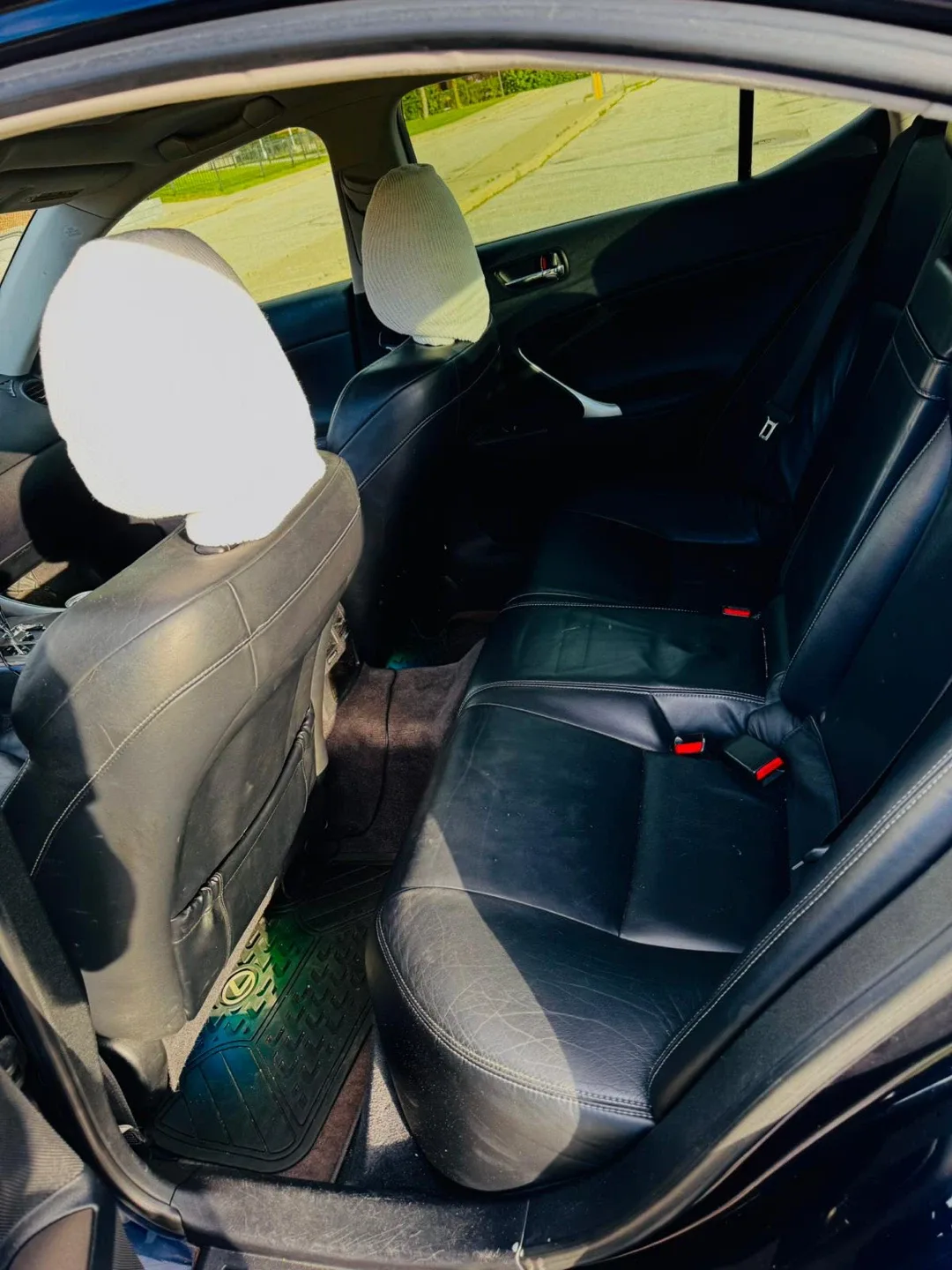 Lexus IS 250 AWD - Dark blue image indicator(7)