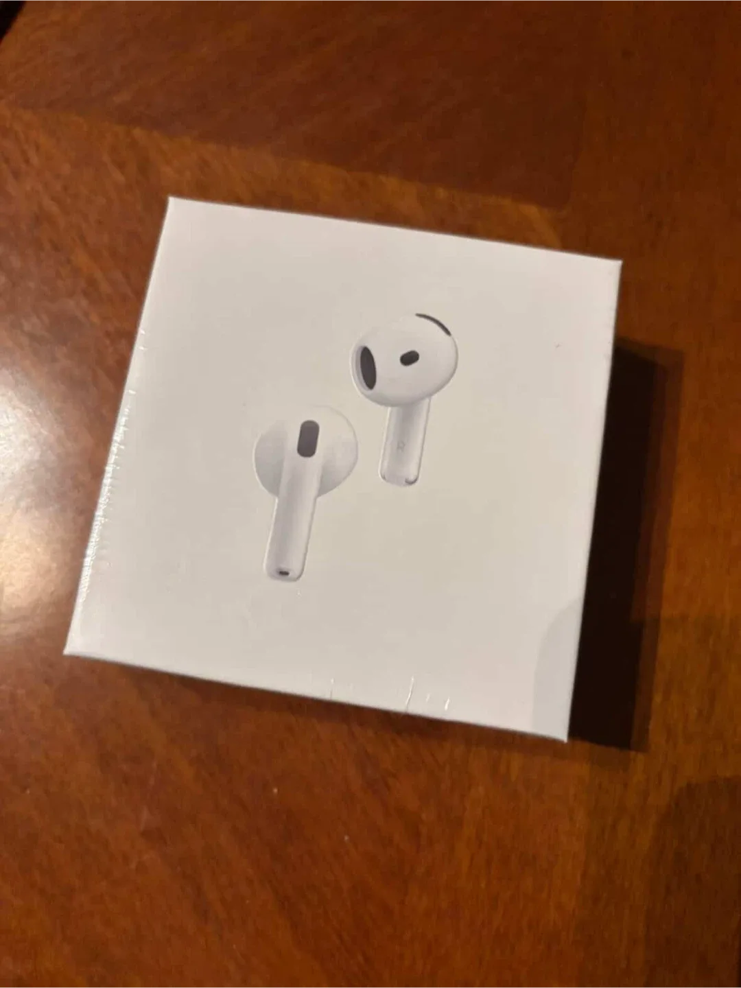 New Apple Airpods 4 with Active Noise Cancellation