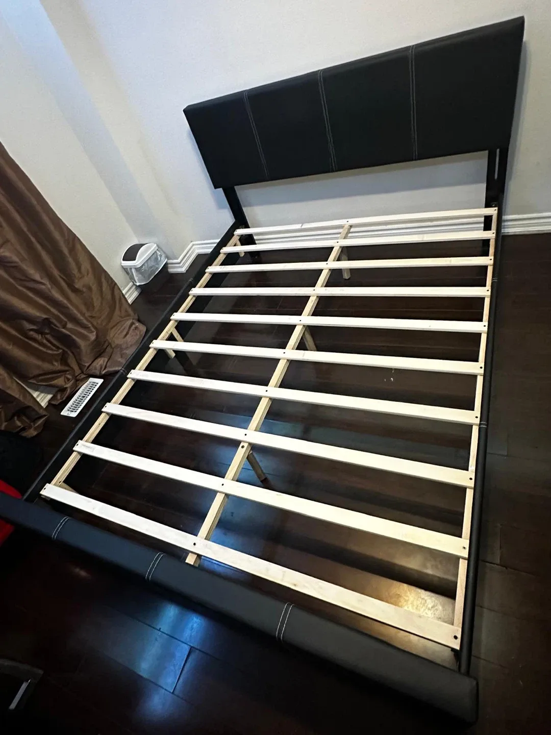Black Leather Queen Bed Frame image indicator(3)