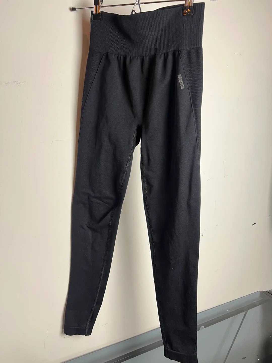 Gymshark Black Leggings XS - S image indicator(2)