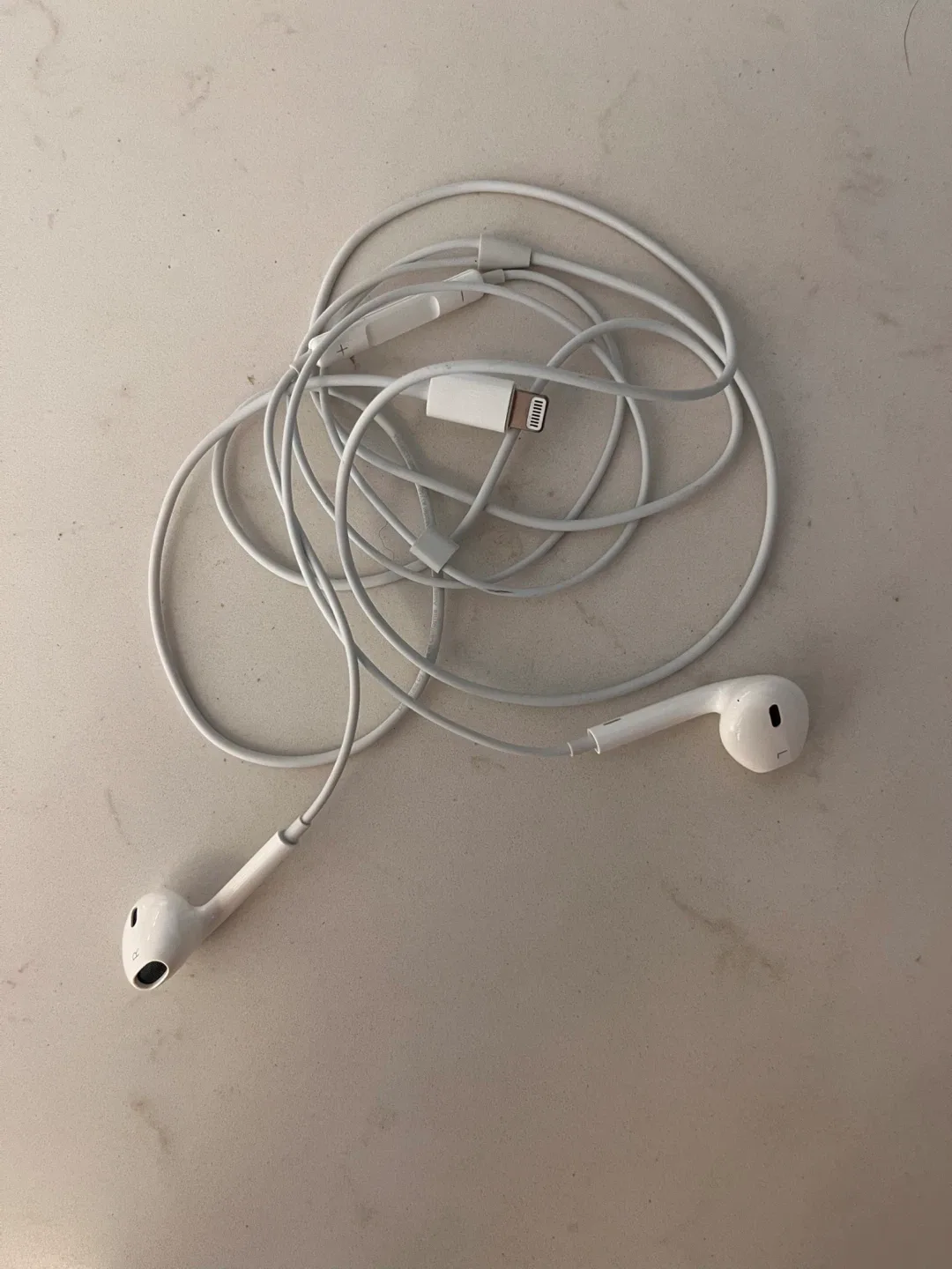 Apple EarPods with Lightning Connector