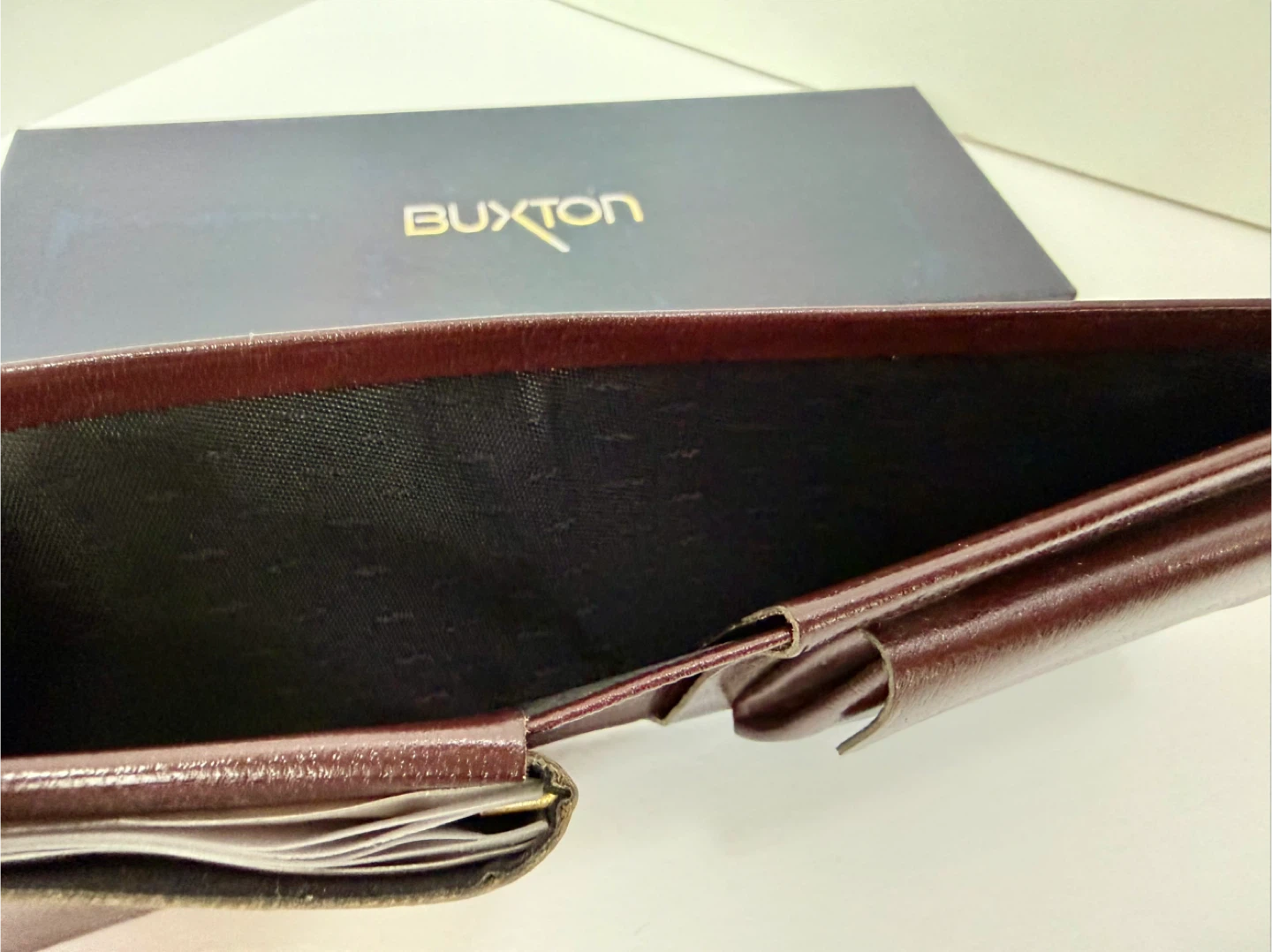 Vintage Buxton Brown Leather Wallet - New in  Box - photo 3