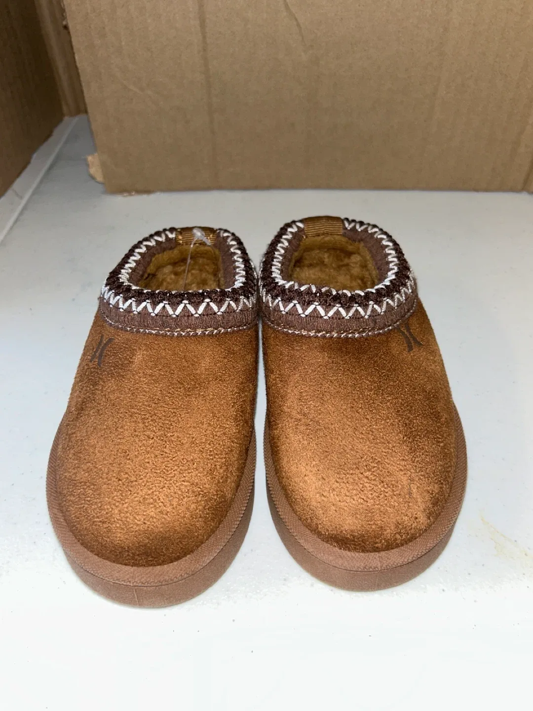 Hurley Toddler Brown Slippers Size 8